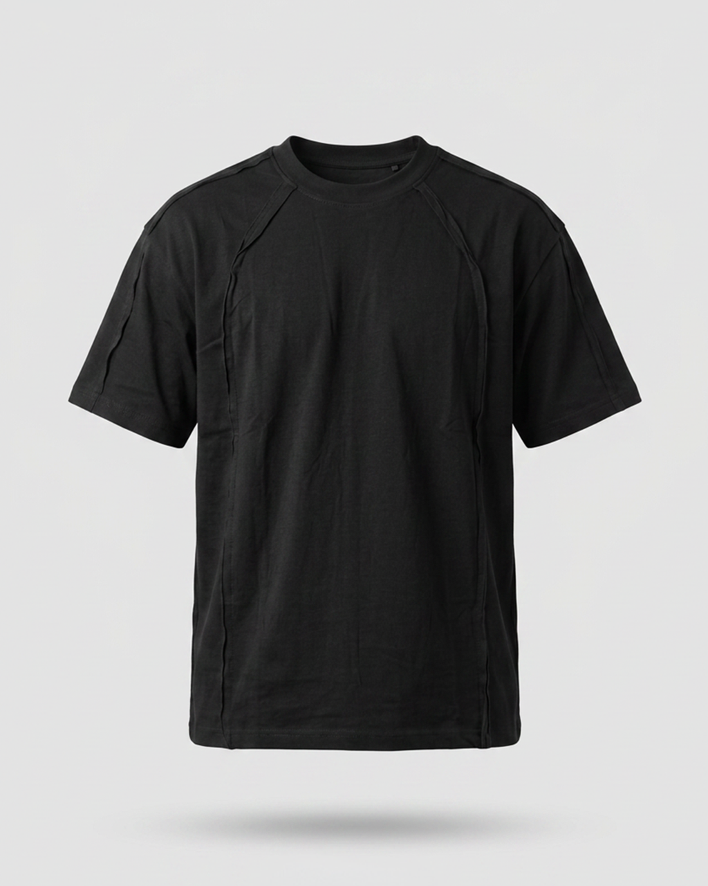 Essential basic t-shirt with stylish seam detail