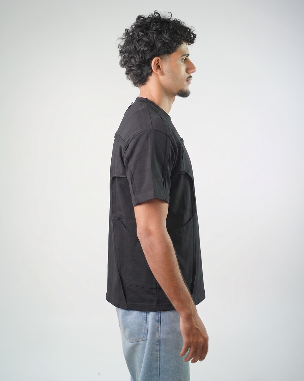 Essential basic t-shirt with stylish seam detail
