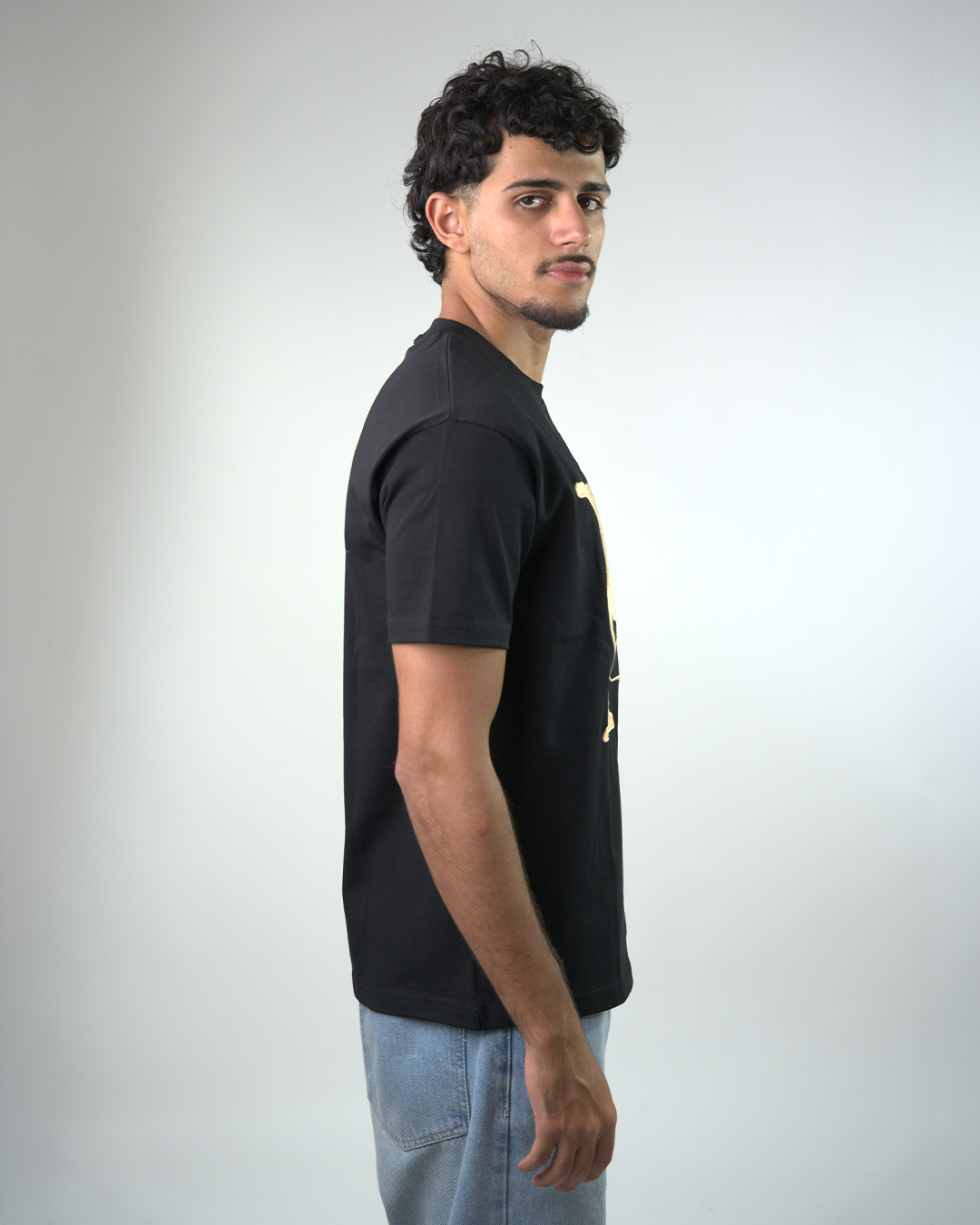 Hermes premium embroidered logo t-shirt