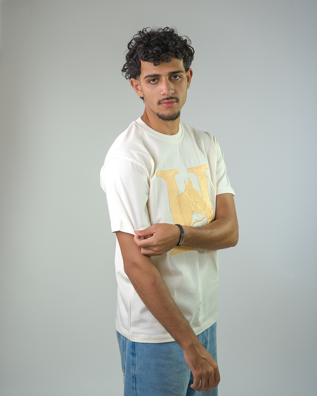 Hermes premium embroidered logo t-shirt
